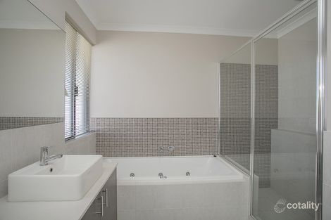 Property photo of 7 Kokoda Boulevard Dianella WA 6059