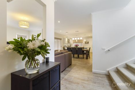 Property photo of 2/6 Warrien Court Bayswater VIC 3153
