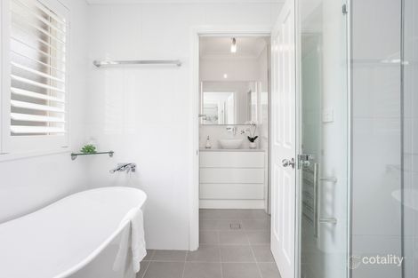 Property photo of 4/14 Hilloak Way Menai NSW 2234