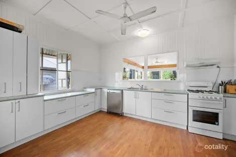 Property photo of 13A Allan Street Bungalow QLD 4870