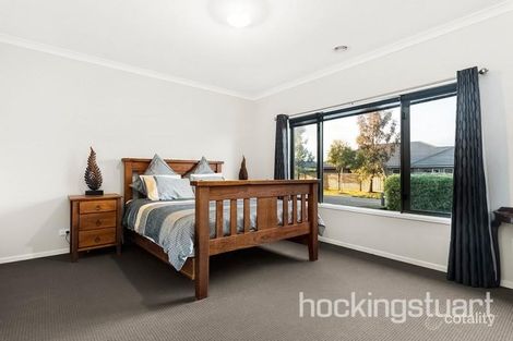 22 Clunes Way, Eynesbury, VIC 3338