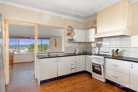 Property photo of 13 De Chair Road Narraweena NSW 2099