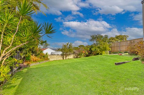 Property photo of 13 De Chair Road Narraweena NSW 2099