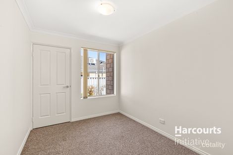 Property photo of 5B Chichester Way Nollamara WA 6061