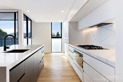 Property photo of 1/77 Robert Street Bentleigh VIC 3204