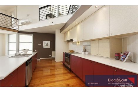 Property photo of 22/1 Flagstaff Lane West Melbourne VIC 3003