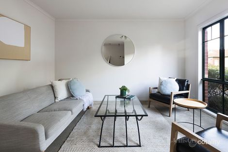 Property photo of 3/68 Yarra Street Heidelberg VIC 3084