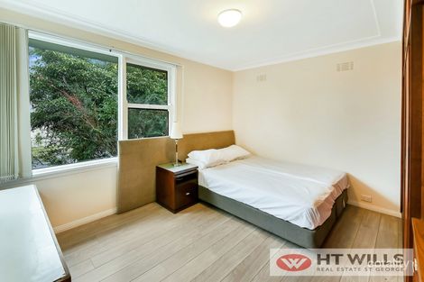 Property photo of 10 Garden Grove Beverly Hills NSW 2209