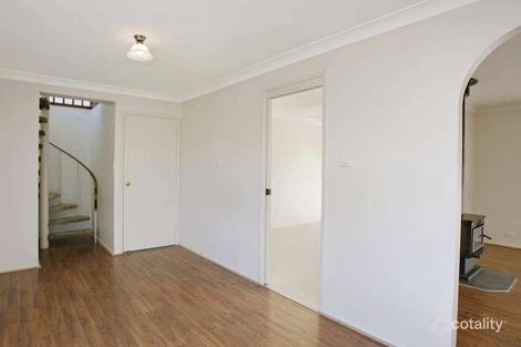 Property photo of 6 Bronte Place Woodbine NSW 2560