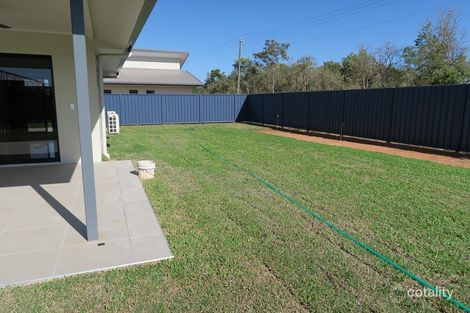 Property photo of 16 Eagle Terrace Rocky Point QLD 4874