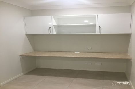 Property photo of 37 Rosewood Crescent Fletcher NSW 2287