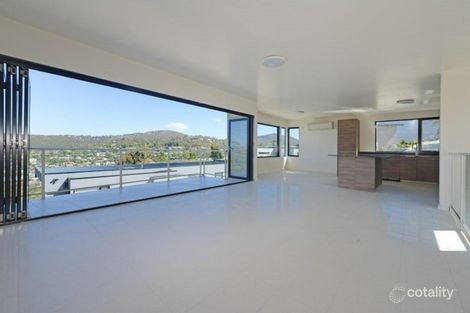 Property photo of 1/6 Thelma Drive West Hobart TAS 7000