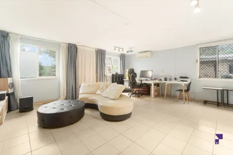 Property photo of 31 Chiswick Road Greenacre NSW 2190