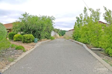 16 Fordham Dr, Swan View, WA 6056