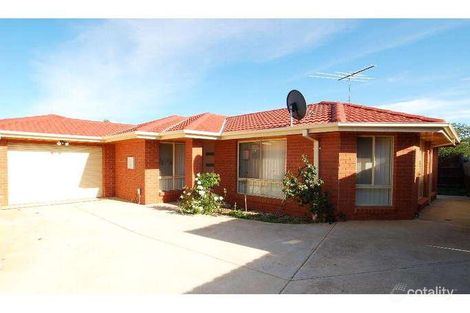 Property photo of 2/4 Bronco Court Meadow Heights VIC 3048