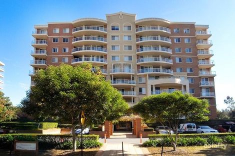 Property photo of 802/6 Wentworth Drive Liberty Grove NSW 2138