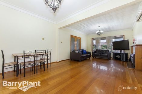 Property photo of 24 Protea Crescent St Albans VIC 3021