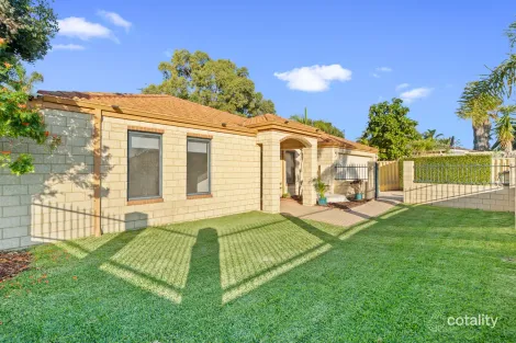 4 Balmoral Pde, Halls Head, WA 6210
