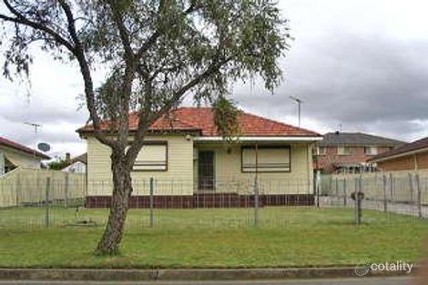 15 Chatsworth St, Fairfield, NSW 2165