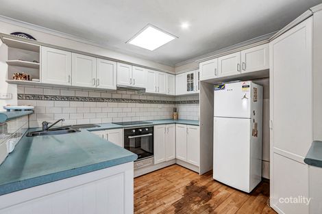 Property photo of 4 Allandale Road Kings Park VIC 3021