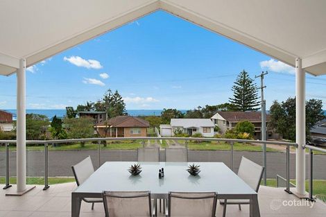 Property photo of 28 Barellan Street Caves Beach NSW 2281