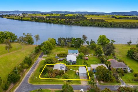 5 Yamba St, Palmers Island, NSW 2463