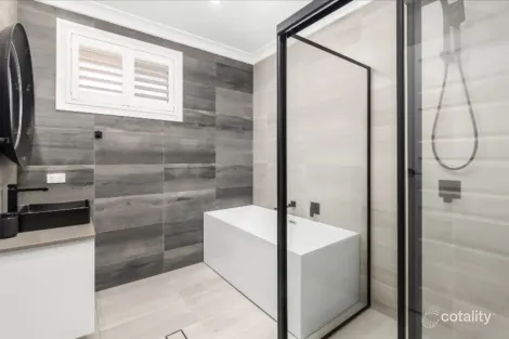 Property photo of 30 Twenty Second Avenue West Hoxton NSW 2171