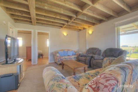 Property photo of 8 Peaceful Way Ambergate WA 6280