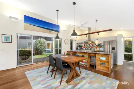 Property photo of 244 Avoca Drive Avoca Beach NSW 2251