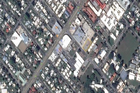 329 Bridge Rd, West Mackay, QLD 4740