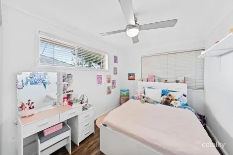 Property photo of 19 Albert Street Ormiston QLD 4160