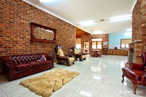 Property photo of 4 Ararat Close Bossley Park NSW 2176