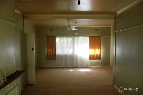 Property photo of 9 Bruce Street Young NSW 2594