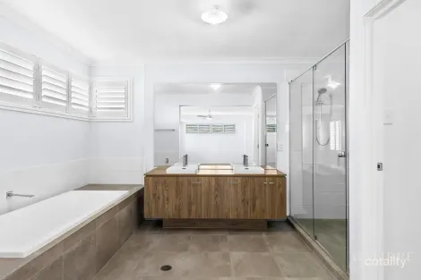 Property photo of 11 Barracks Court Warner QLD 4500