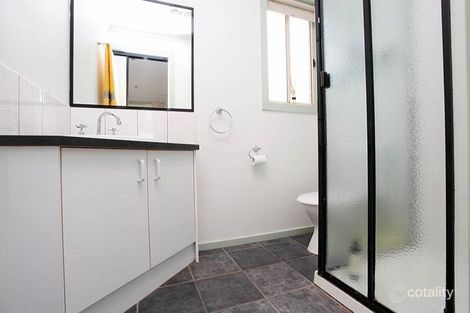 Property photo of 34 Blackwood Way Delahey VIC 3037