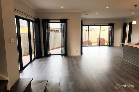 Property photo of 5 Gibson Avenue Point Cook VIC 3030
