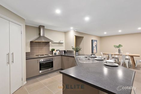 Property photo of 22 Papillion Way Narre Warren South VIC 3805