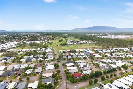 Property photo of 1 Guilfoyle Circuit Kirwan QLD 4817