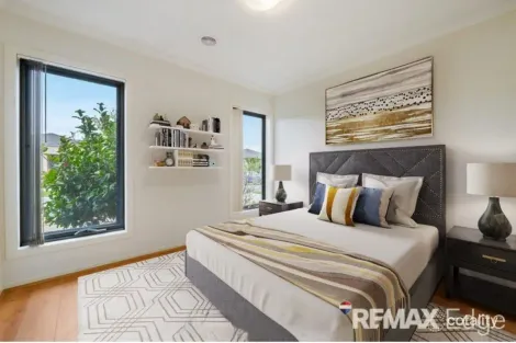 Property photo of 11 Ostend Crescent Point Cook VIC 3030