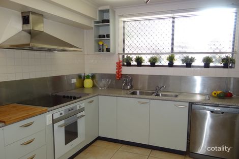 Property photo of 34 Waramanga Place Waramanga ACT 2611