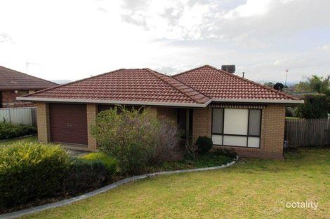 Property photo of 4 Teal Court West Wodonga VIC 3690