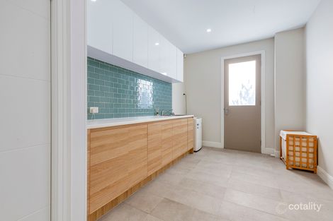 Property photo of 26 Argyle Way Taylors Hill VIC 3037