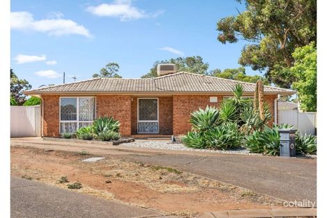 8 Amanda Ct, Munno Para, SA 5115