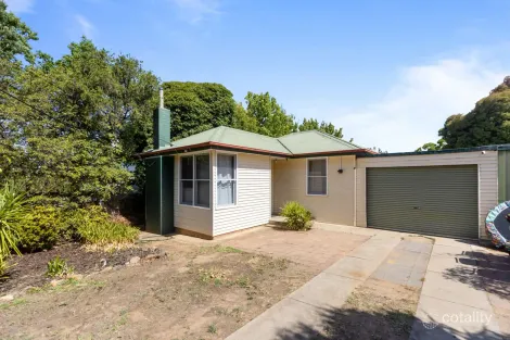 8 James St, Kooringal, NSW 2650