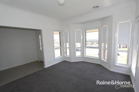 Property photo of 91 Brooklyn Drive Bourkelands NSW 2650