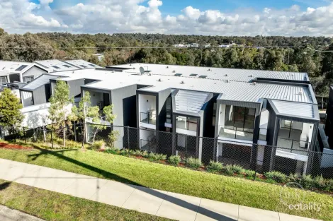 205/64 Bridge St, Eltham, VIC 3095