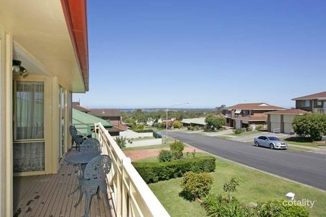 Property photo of 39 Christopher Crescent Lake Haven NSW 2263