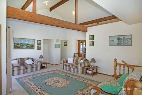 Property photo of 39 Christopher Crescent Lake Haven NSW 2263