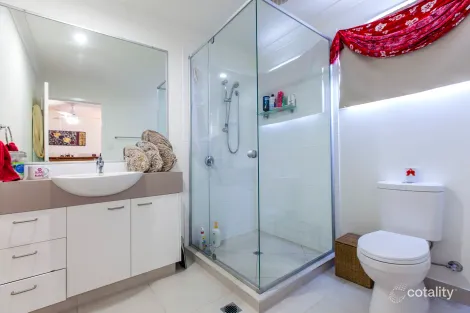 Property photo of 13/2-12 Kurrimine Crescent Mountain Creek QLD 4557