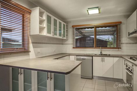 Property photo of 5 Laura Court Sunshine North VIC 3020